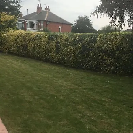 Oval Residence * Leeds (West Yorkshire)